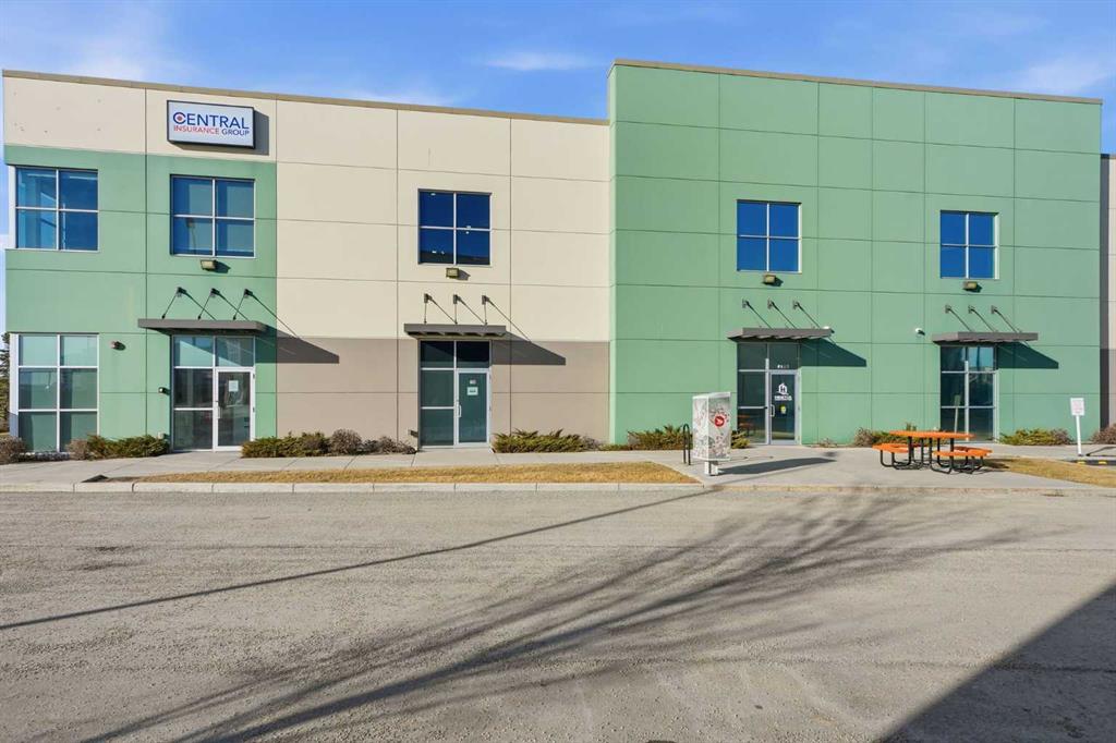 118, 10748 74 Street SE