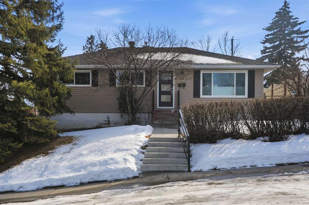 1 Thorncliffe Crescent NW