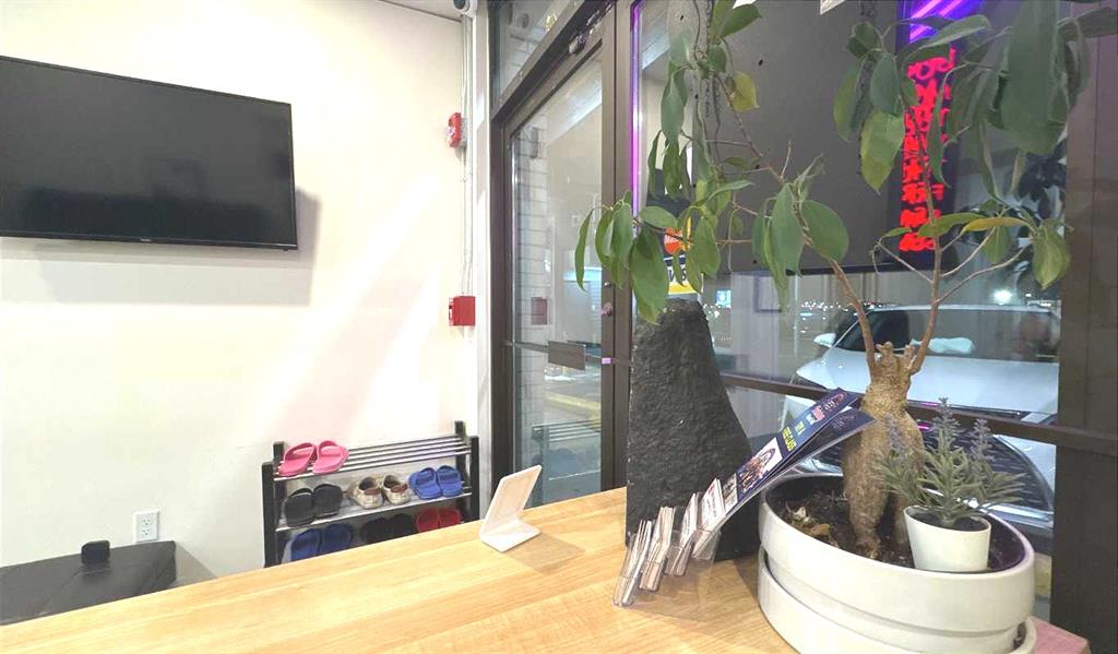 4500 Macleod Trail SW