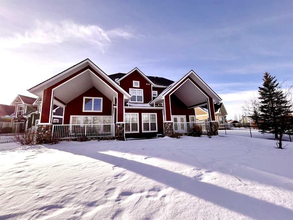 559 Summer Crescent
