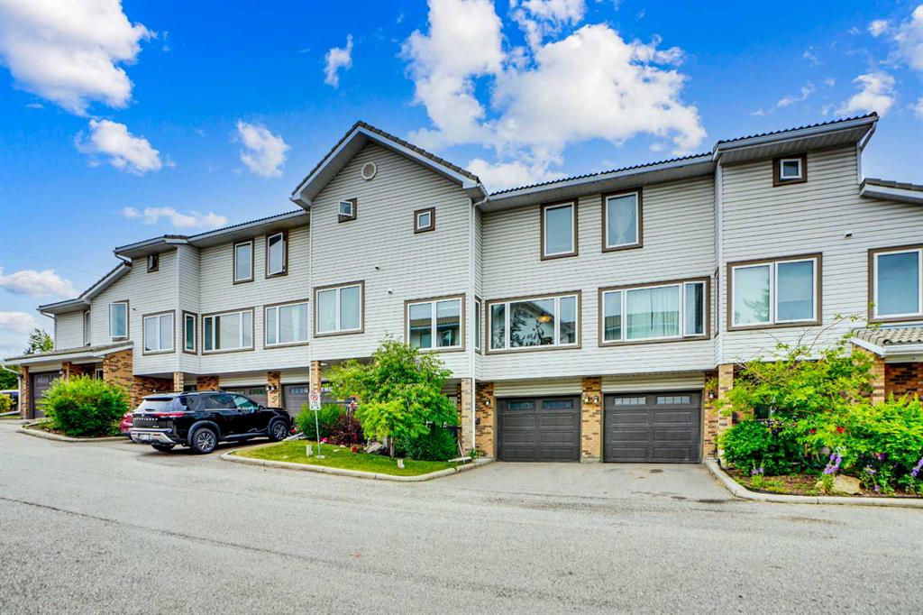 219 Coachway Lane SW