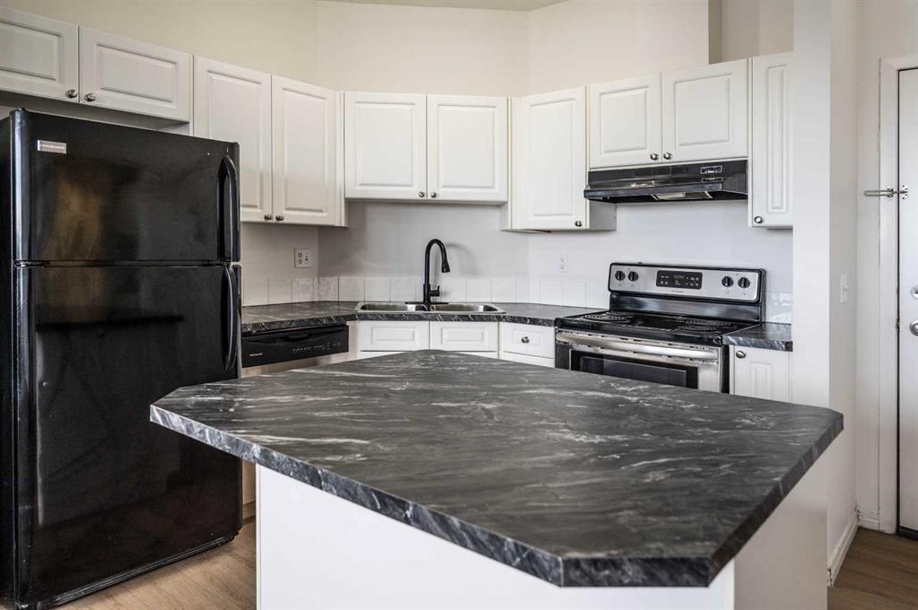 310, 1000 Applevillage Court SE