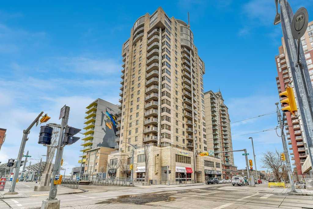 701, 683 10 Street SW