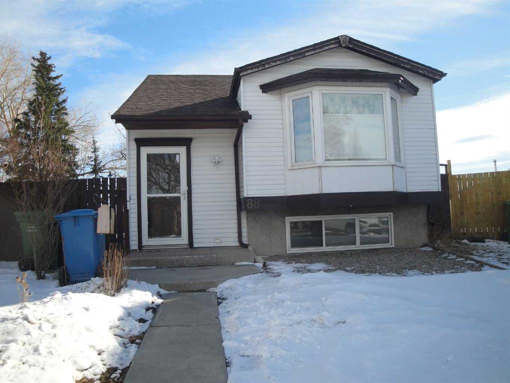 88 Abingdon Court NE