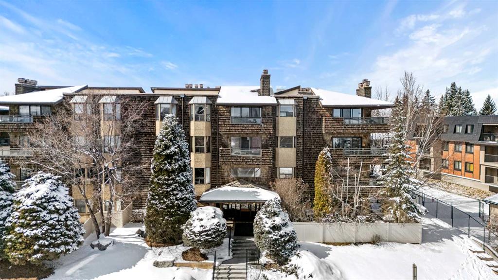 201, 3719C 49 Street NW