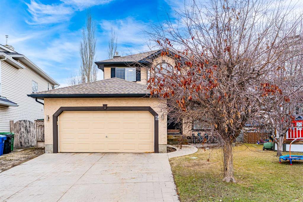 6 Douglas Woods Bay SE