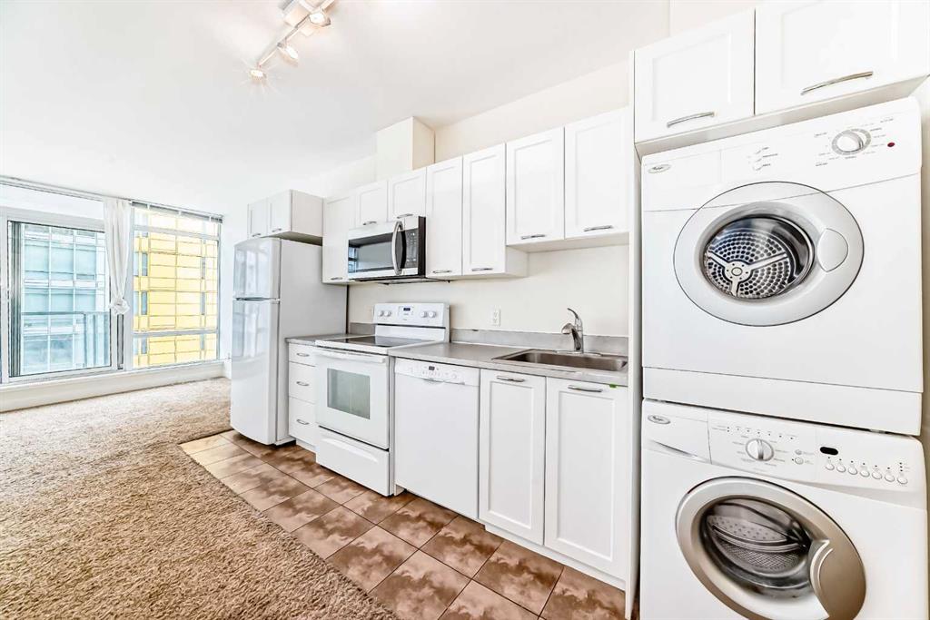 1103, 3830 Brentwood Road NW