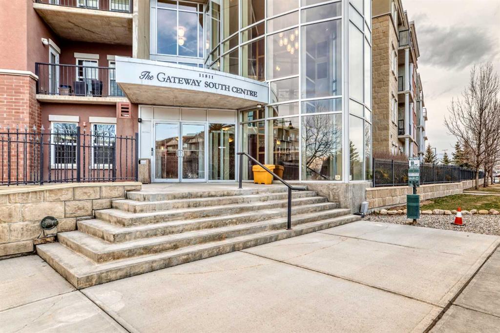 3008, 11811 Lake Fraser Drive SE