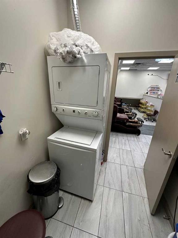 222, 1632 14 Avenue NW