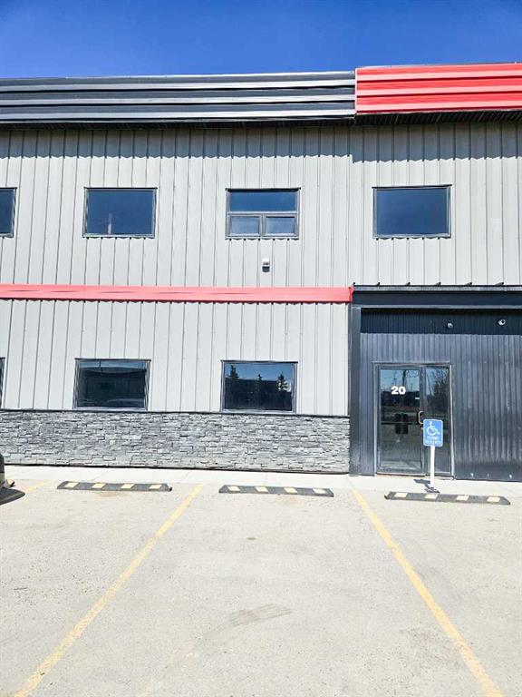 20, 34 Wrangler Place SE