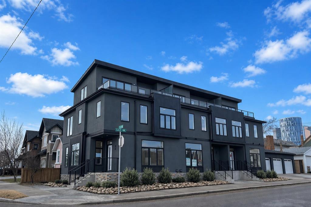 755 Centre Avenue NE